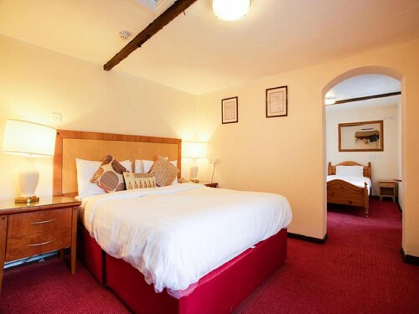 The Rose And Crown Hotel Wisbech Extérieur photo