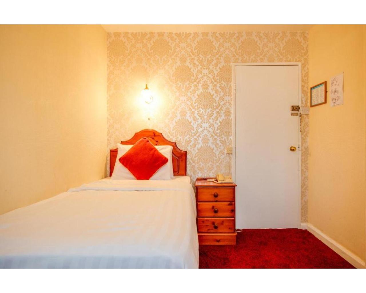The Rose And Crown Hotel Wisbech Extérieur photo