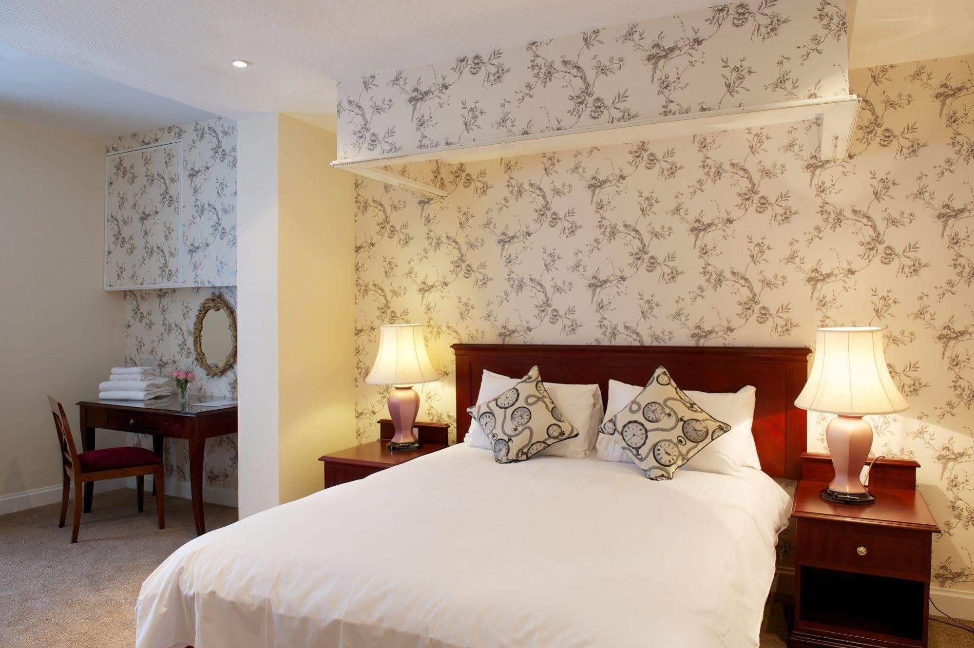 The Rose And Crown Hotel Wisbech Extérieur photo